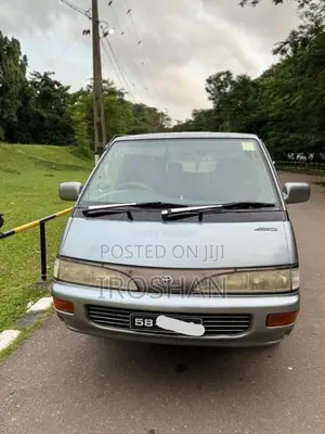 Toyota Lotto 1990 Van (Used)