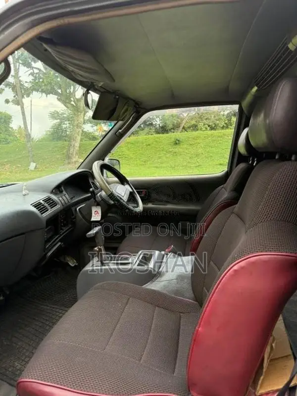 Toyota Lotto 1990 Van (Used)