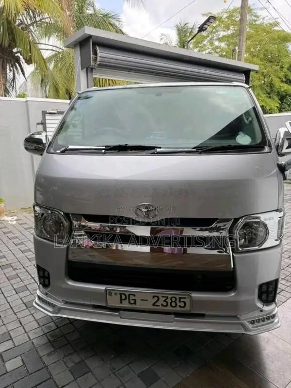 Toyota SUPER GL UPDATE 2012 Van (Used)