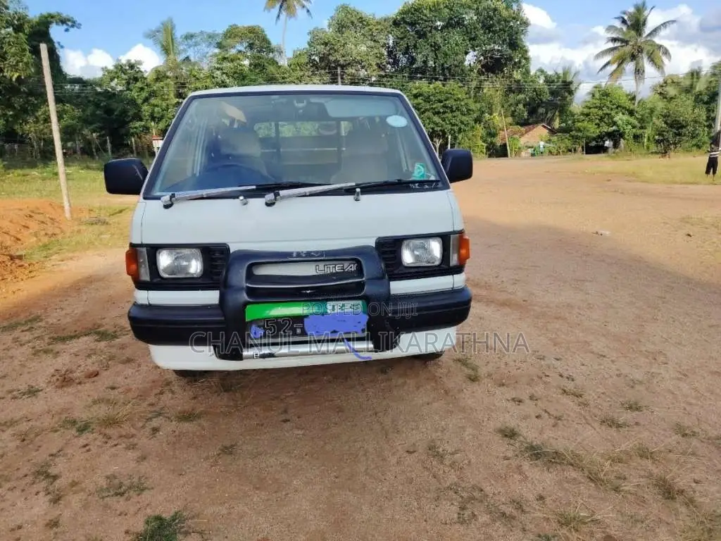 Toyota LiteAce 1990 Van (Used)