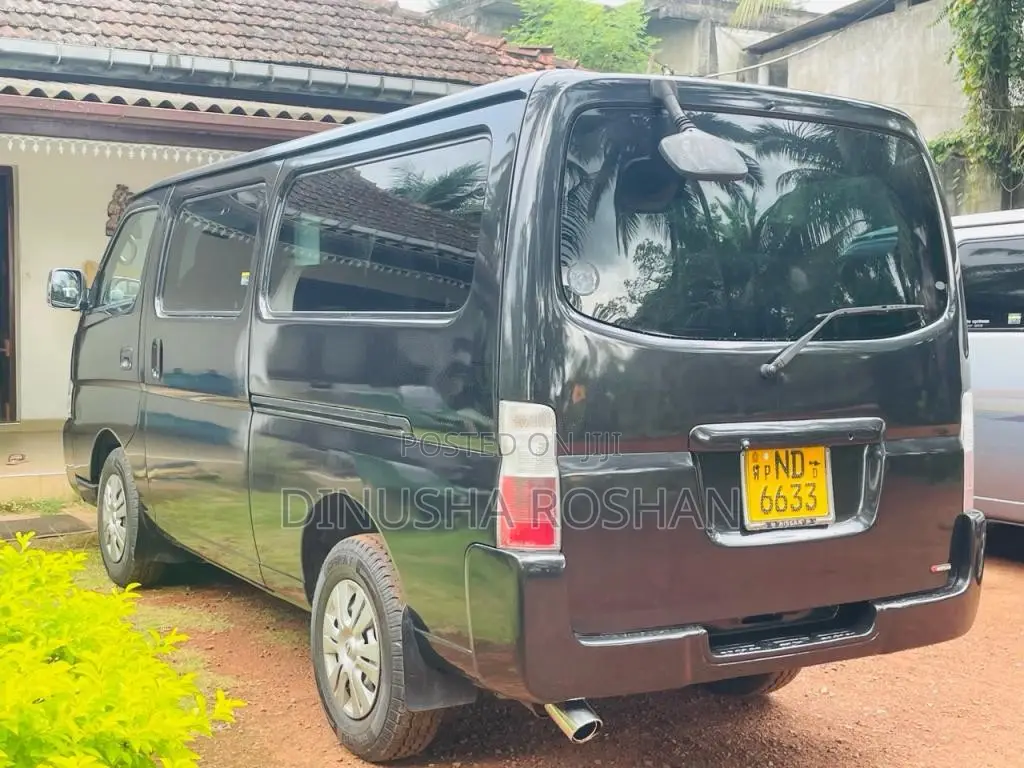 Nissan Caravan E25 2004 Van (Used)