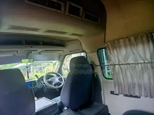 Nissan Caravan E25 2007 Van (Used)