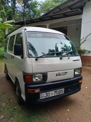 Daihatsu S100 1999 Van (Used)