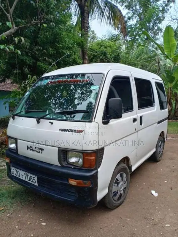 Daihatsu S100 1999 Van (Used)