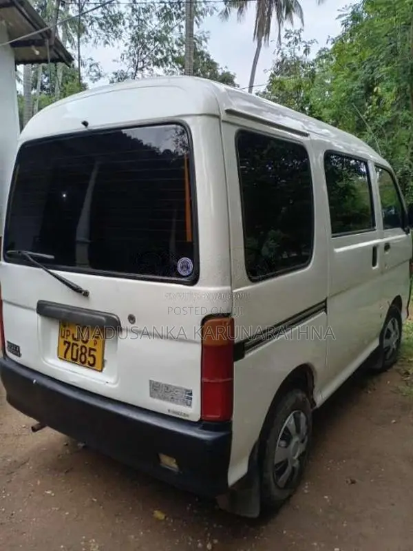 Daihatsu S100 1999 Van (Used)