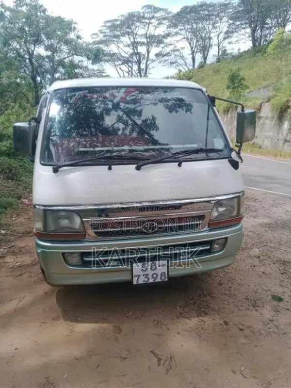 Toyota LH113 1993 Van (Used)
