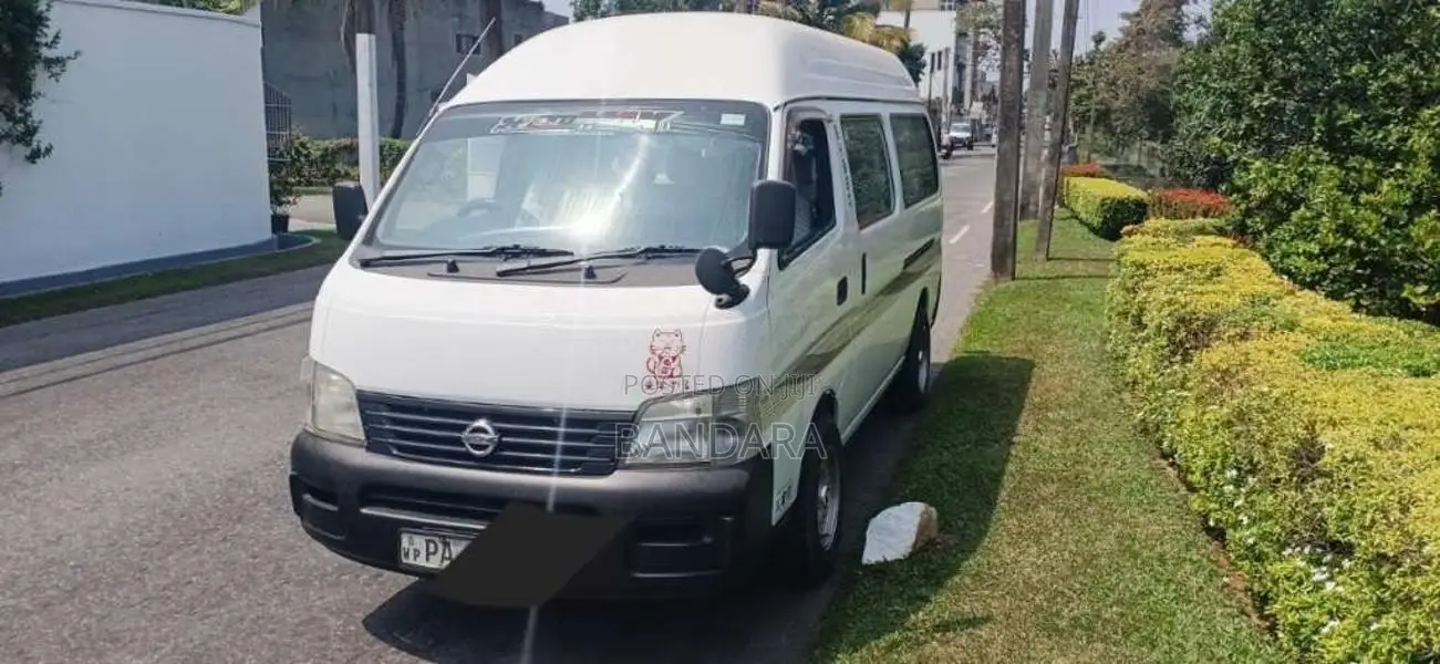 Nissan Caravan 2002 Van (Used)