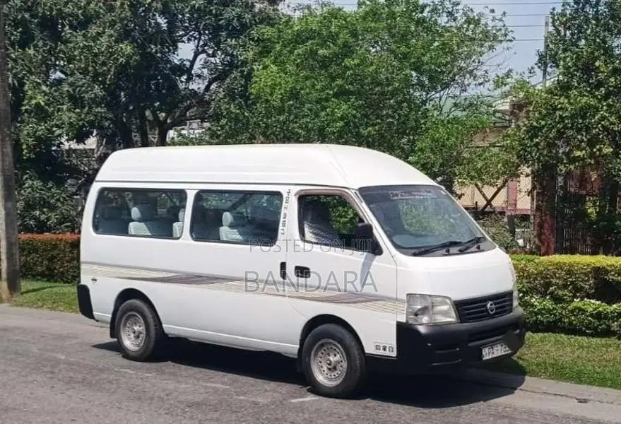 Nissan Caravan 2002 Van (Used)