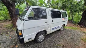 Mitsubishi L300 1983 Van (Used)