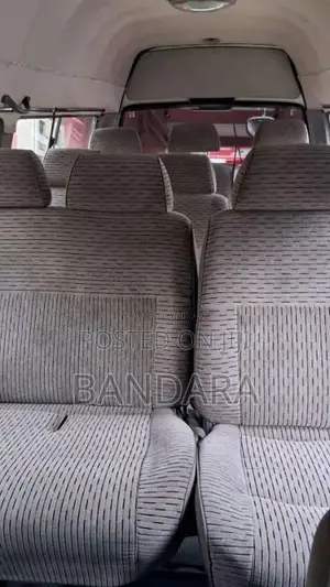 Toyota Dolphin 1995 Van (Used)