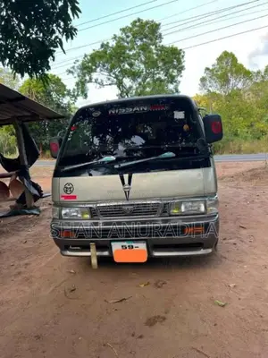 Nissan Caravan Vx Long 1993 Van (Used)