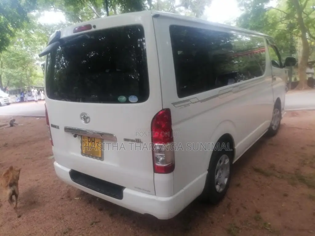 Toyota Kdh Gl 2014 Van (Used)