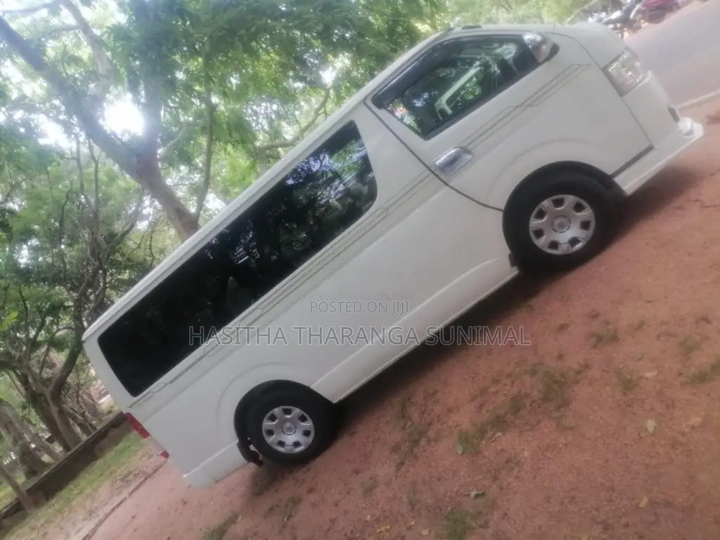 Toyota Kdh Gl 2014 Van (Used)