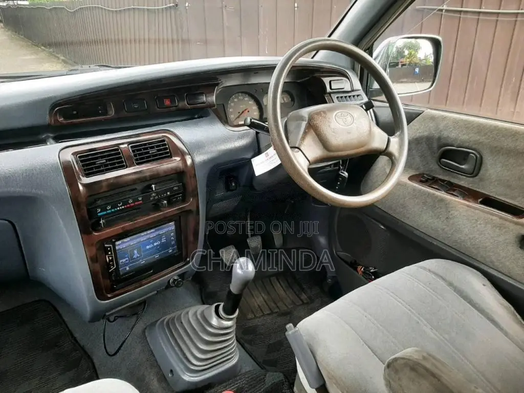 Toyota Townace Noah CR41 1998 Van (Used)