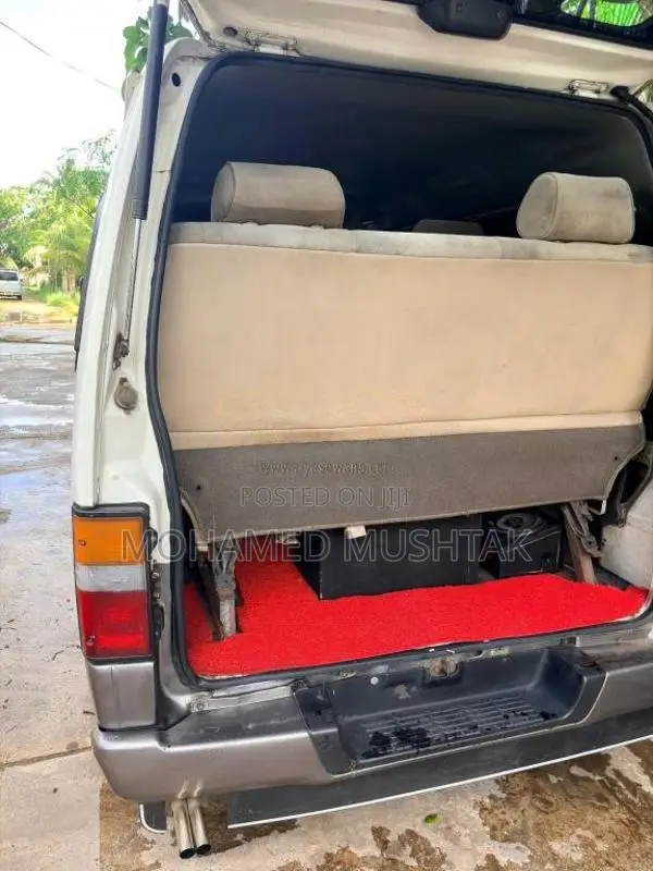 Nissan E24 1998 Van (Used)