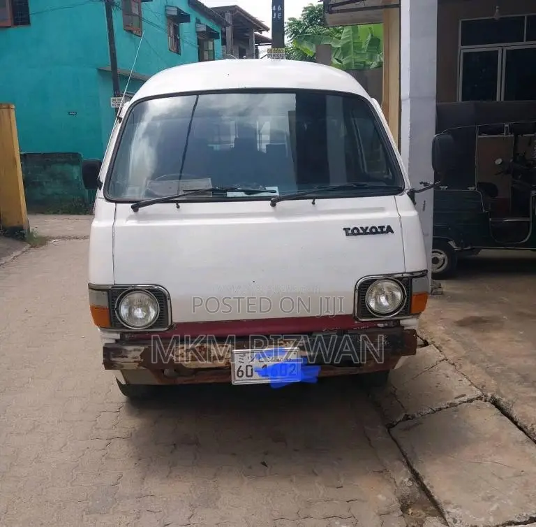 Toyota Lh40 B 1983 Van (Used)