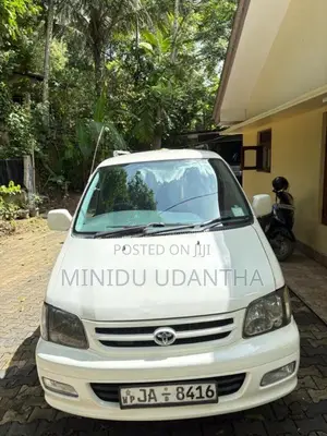 Toyota Noah KR42 2004 Van (Used)