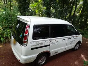 Toyota TownAce Noah 1998 Van (Used)