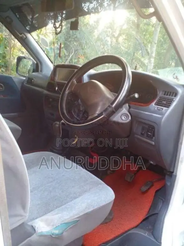 Toyota TownAce Noah 1998 Van (Used)