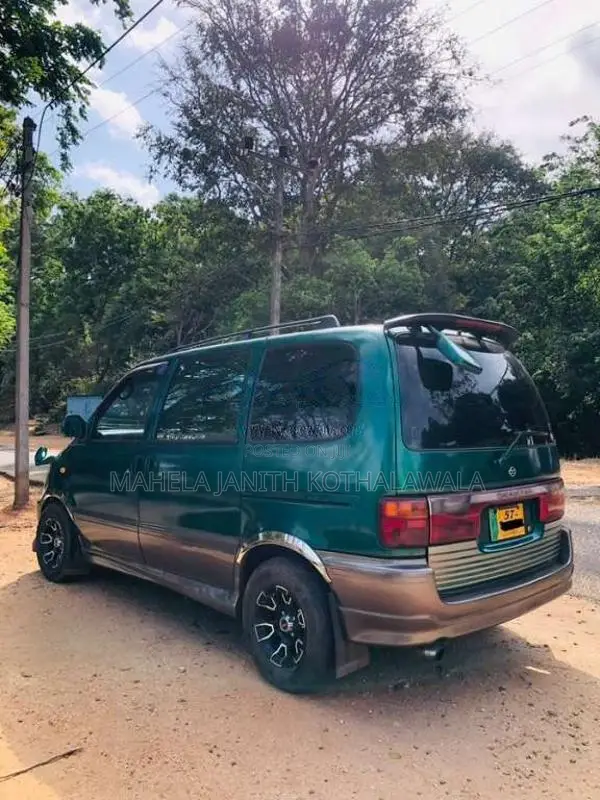 Nissan Serena 1991 Van (Used)
