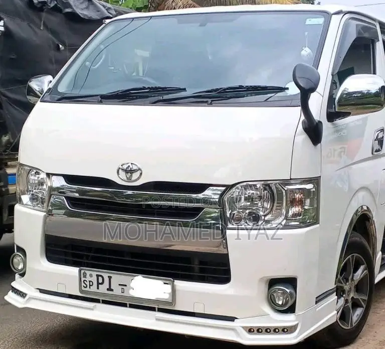 Toyota KDH 2014 Van (Used)