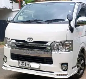Toyota KDH 2014 Van (Used)