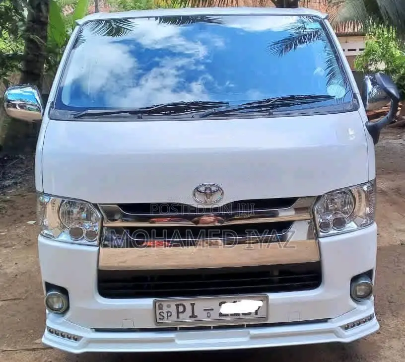 Toyota KDH 2014 Van (Used)