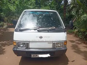 Nissan Vanette 1991 Van (Used)