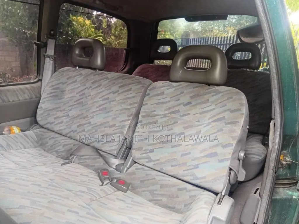 Nissan Serena 1991 Van (Used)