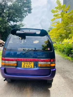 Nissan Serena 1998 Van (Used)