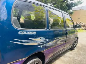 Nissan Serena 1998 Van (Used)