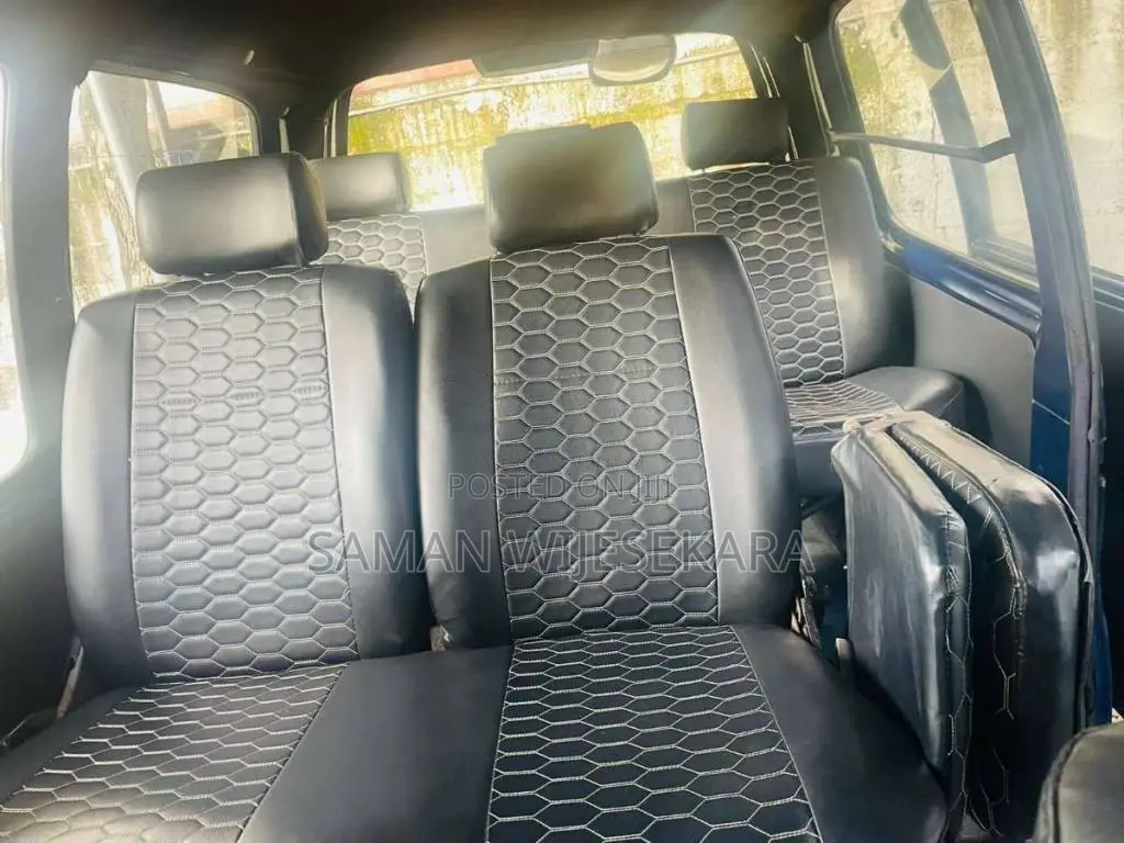Nissan Serena 1998 Van (Used)