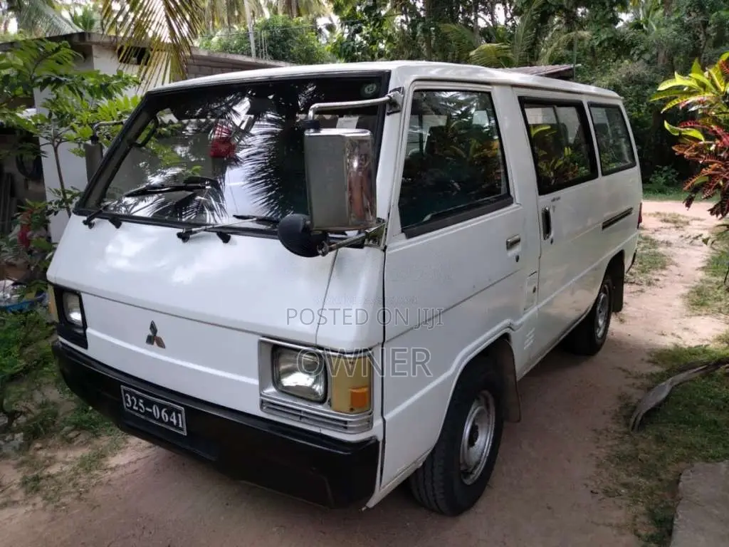 Mitsubishi Delica 1979 Van (Used)