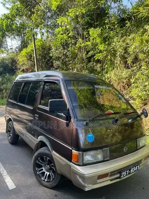 Nissan Vanette 1993 Van (Used)