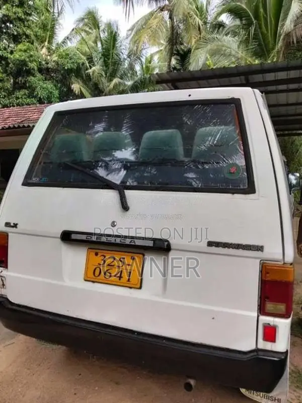 Mitsubishi Delica 1979 Van (Used)