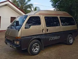 Isuzu Fargo 1983 Van (Used)