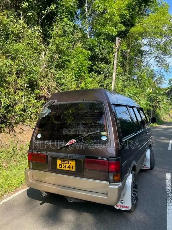 Nissan Vanette 1993 Van (Used)