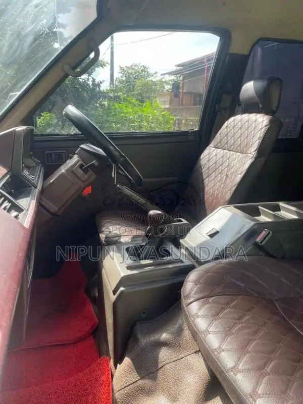 Nissan Vanette 1993 Van (Used)