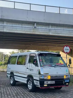 Nissan Caravan E24 1998 Van (Used)