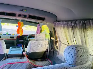 Nissan Caravan E24 1998 Van (Used)
