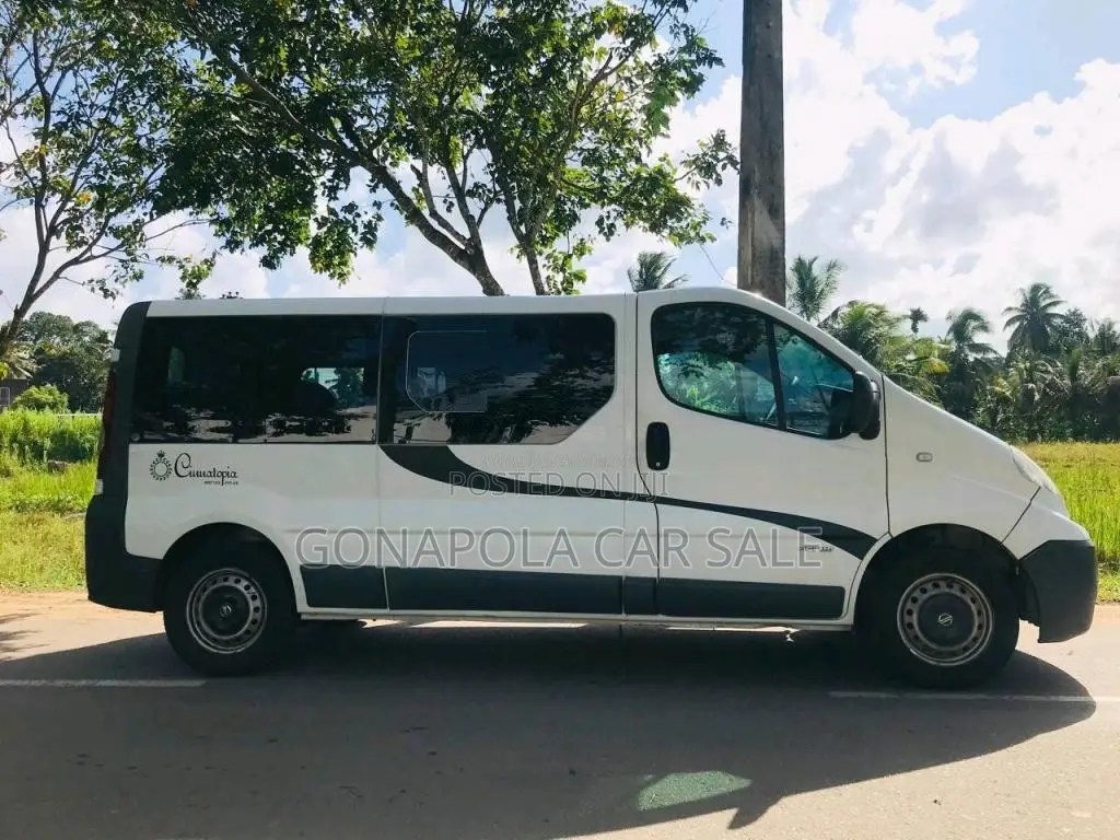 Nissan Primastar 2013 Van (Used)