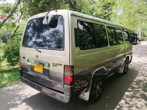 Nissan Caravan 1995 Van (Used)