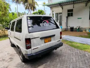 Toyota TownAce 1988 Van (Used)