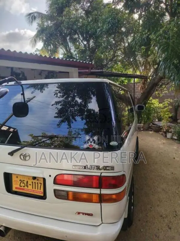 Toyota LiteAce 1996 Van (Used)