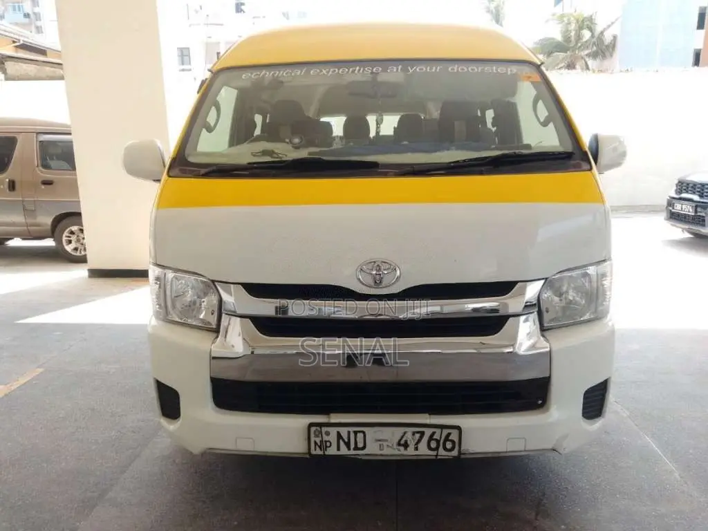 Toyota KDH222R High Roof 2018 Van (Used)