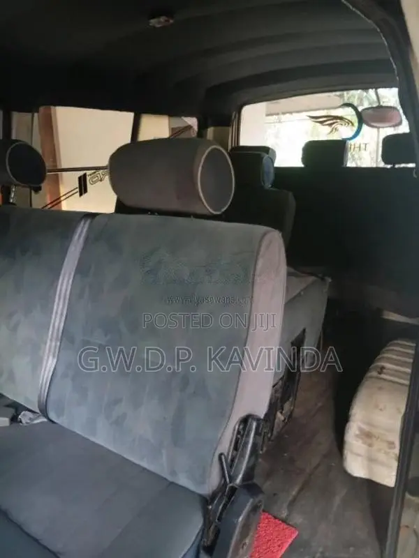 Toyota Shell 1984 Van (Used)