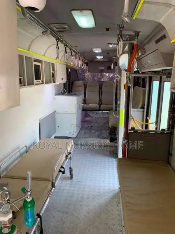 Toyota HINO AMBULANCE 2007 Van (Used)
