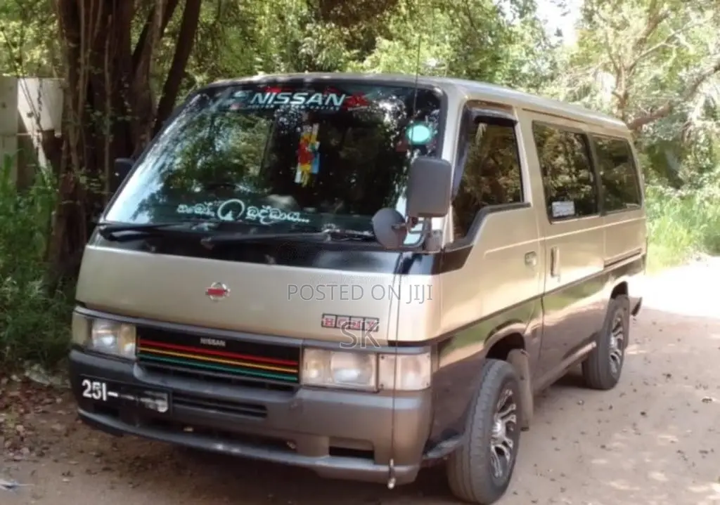Nissan Caravan 1994 Van (Used)