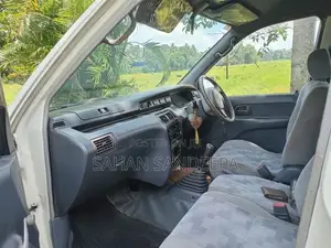 Toyota CR41 1997 Van (Used)