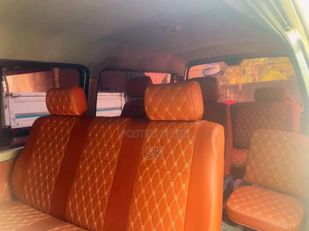 Nissan Caravan 1994 Van (Used)